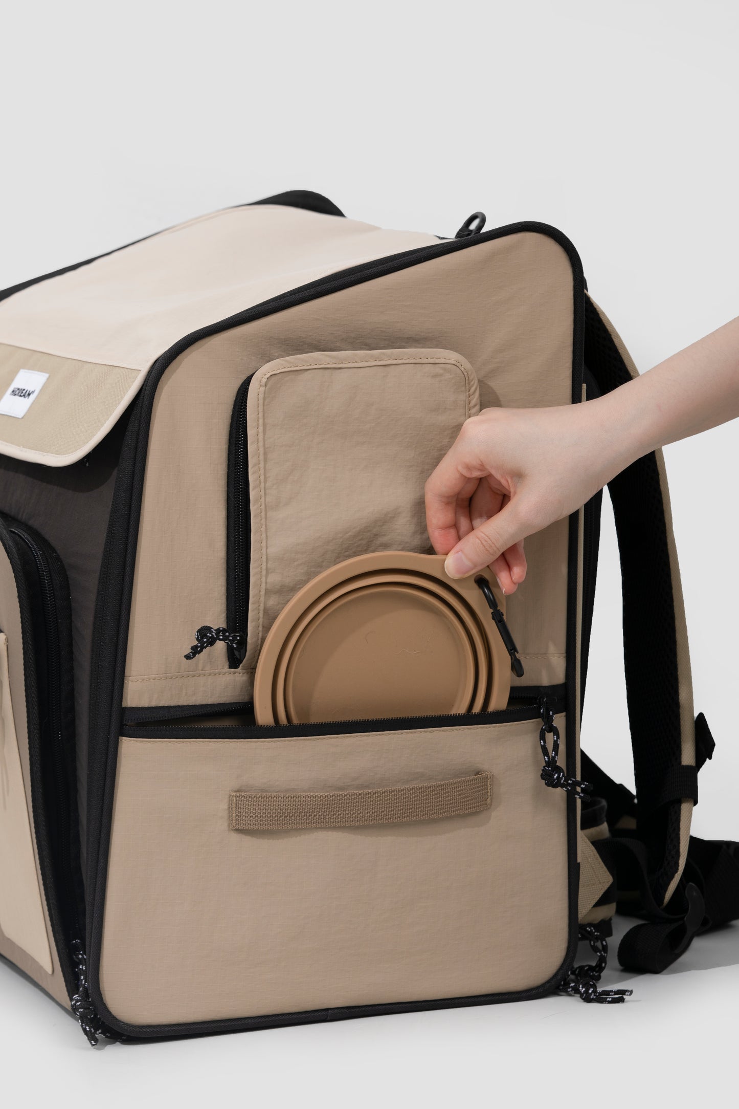 Hi Dream - Front and Back Tent Pet Duffel Bag